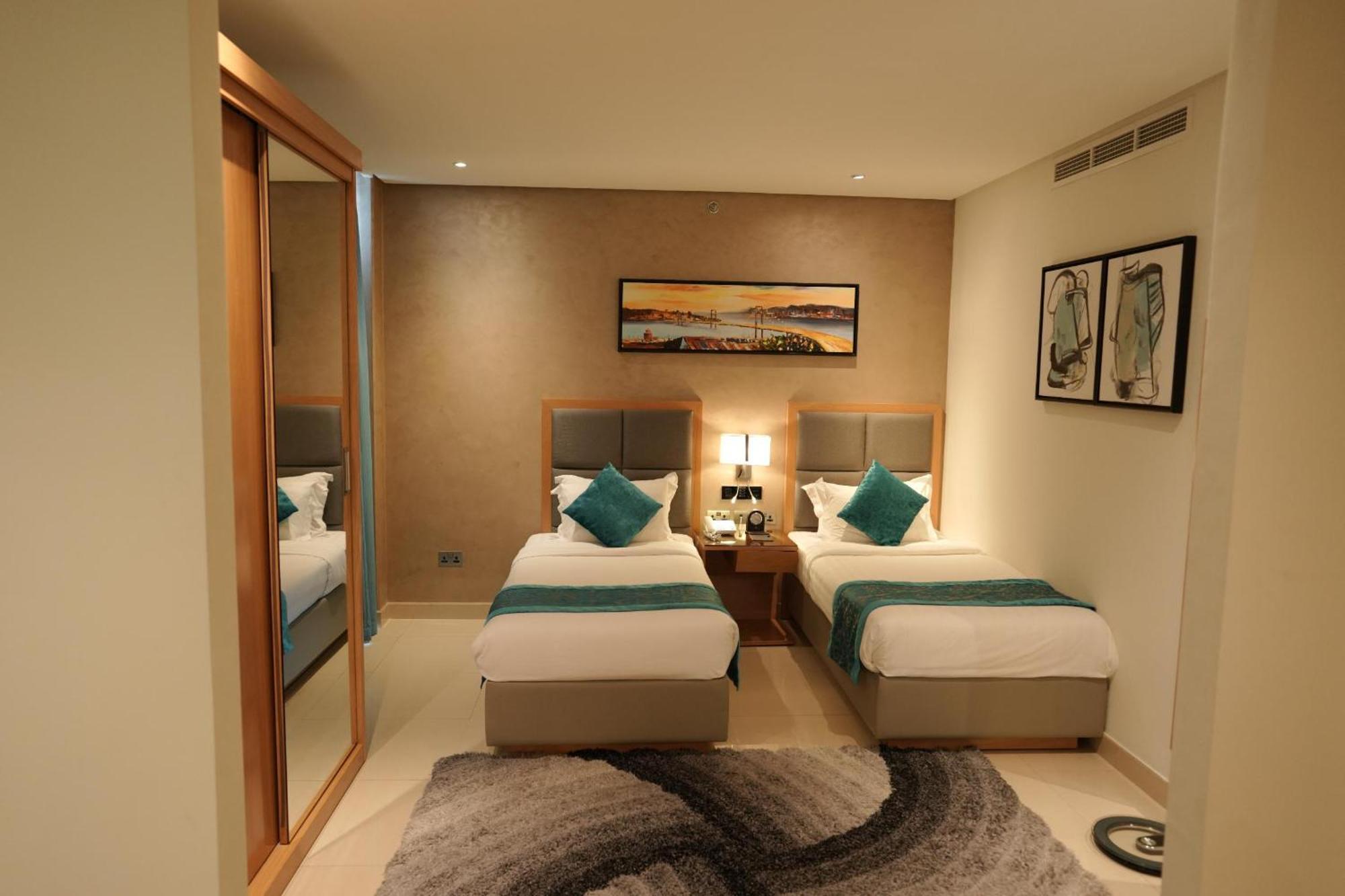 Meshal Hotel Al Manamah Esterno foto