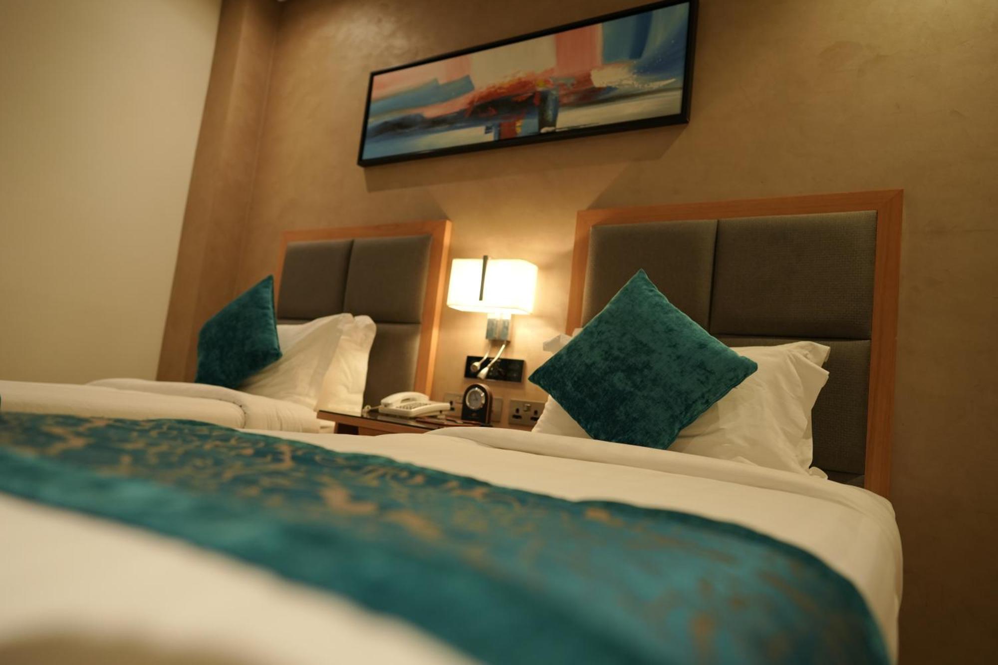 Meshal Hotel Al Manamah Esterno foto