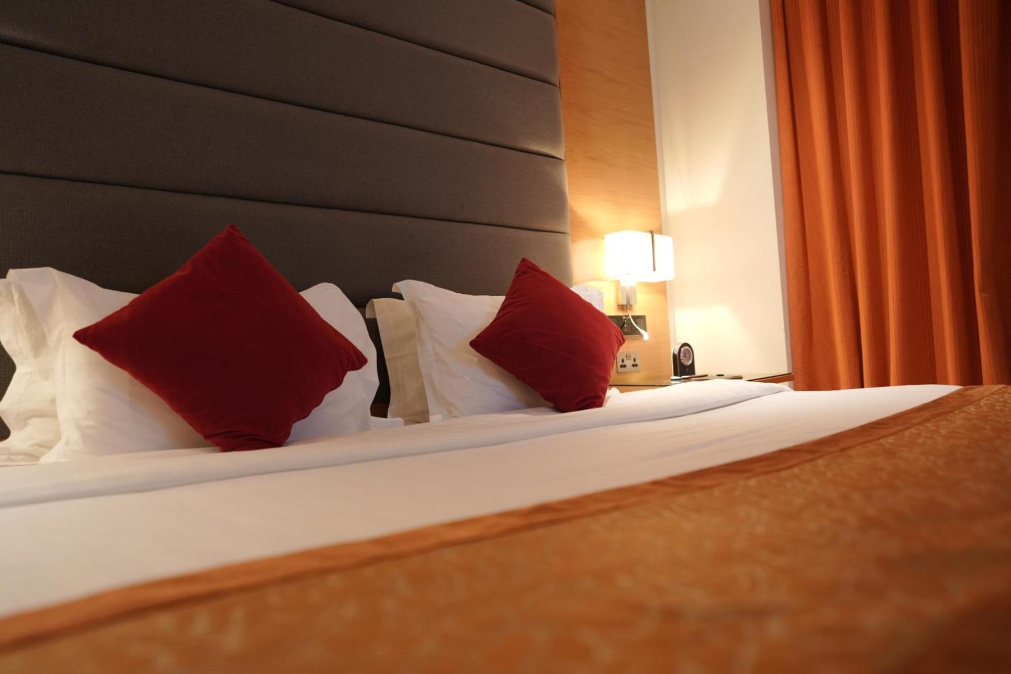 Meshal Hotel Al Manamah Esterno foto