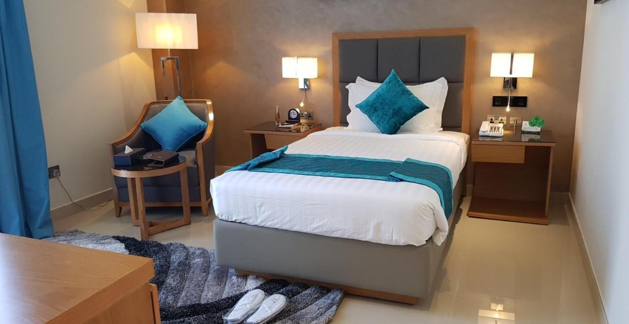Meshal Hotel Al Manamah Esterno foto