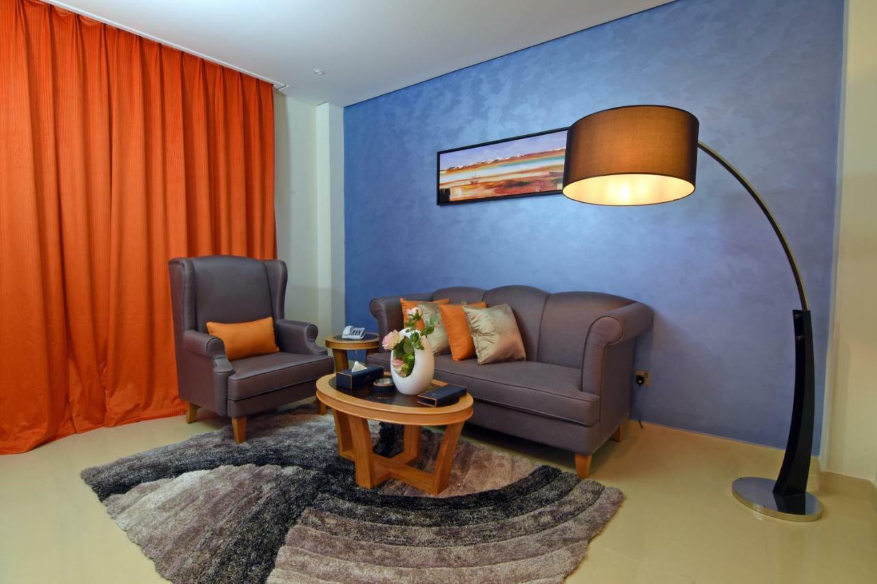 Meshal Hotel Al Manamah Esterno foto