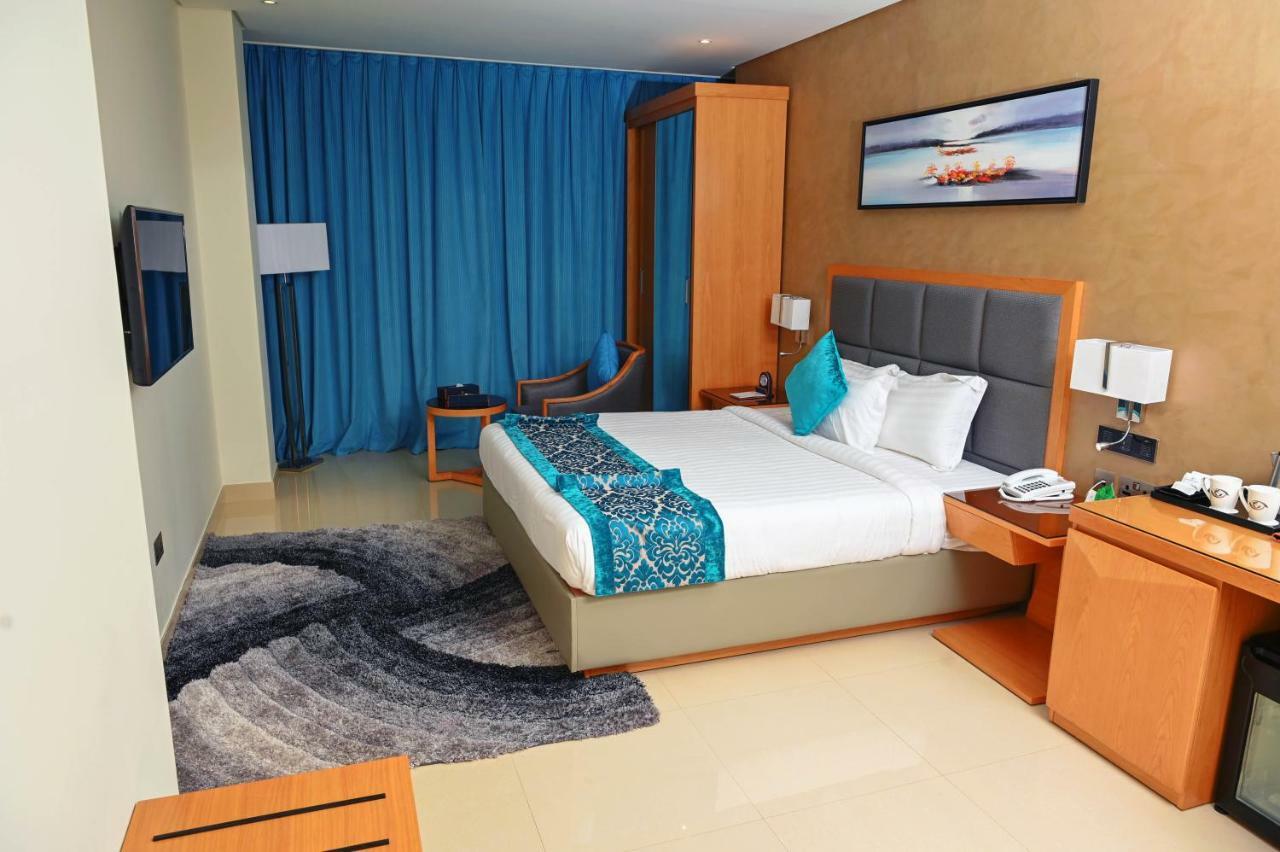 Meshal Hotel Al Manamah Esterno foto
